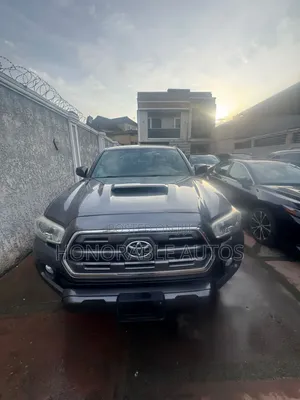 Toyota Tacoma 2023 Black