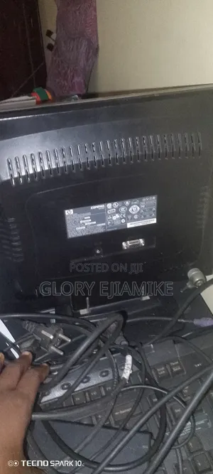 Desktop Computer 4GB HDD+SSD 128GB