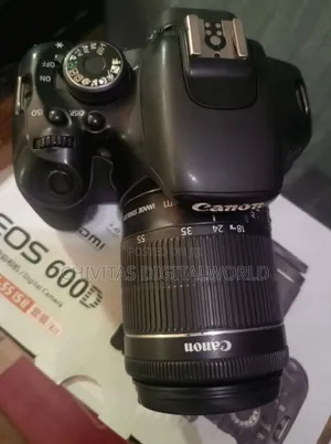 Canon EOS 600D With 18-55mm Lens