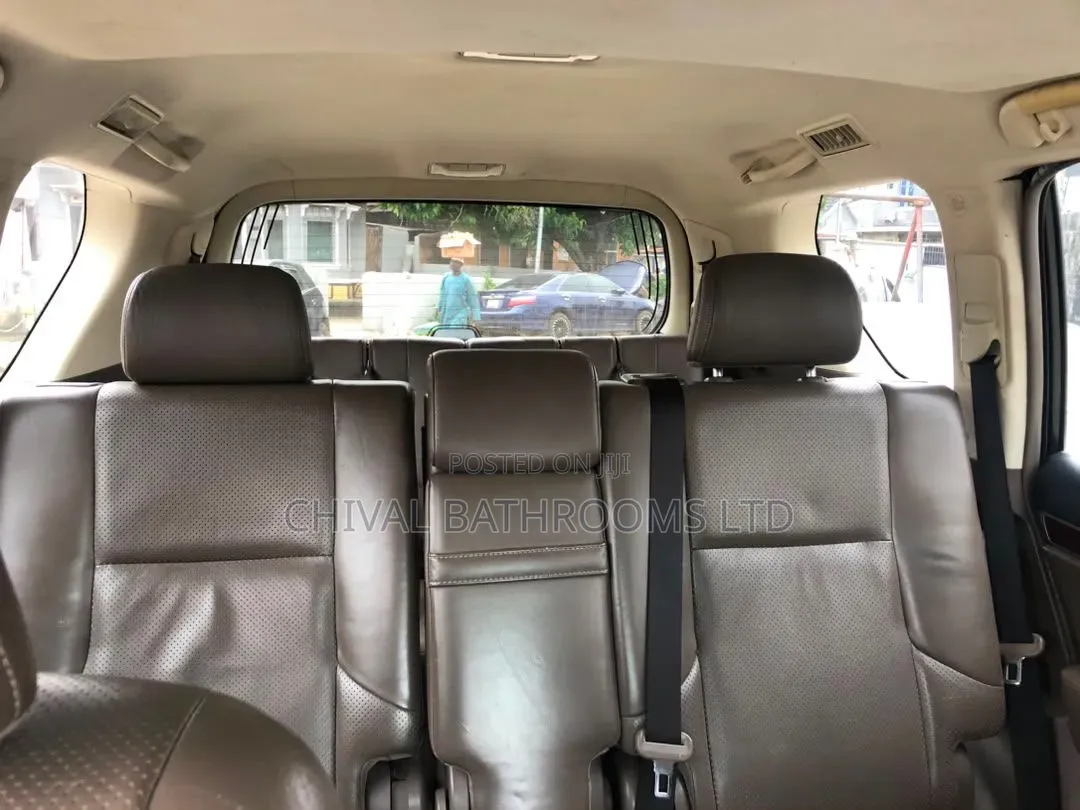 Lexus GX 2012 Black