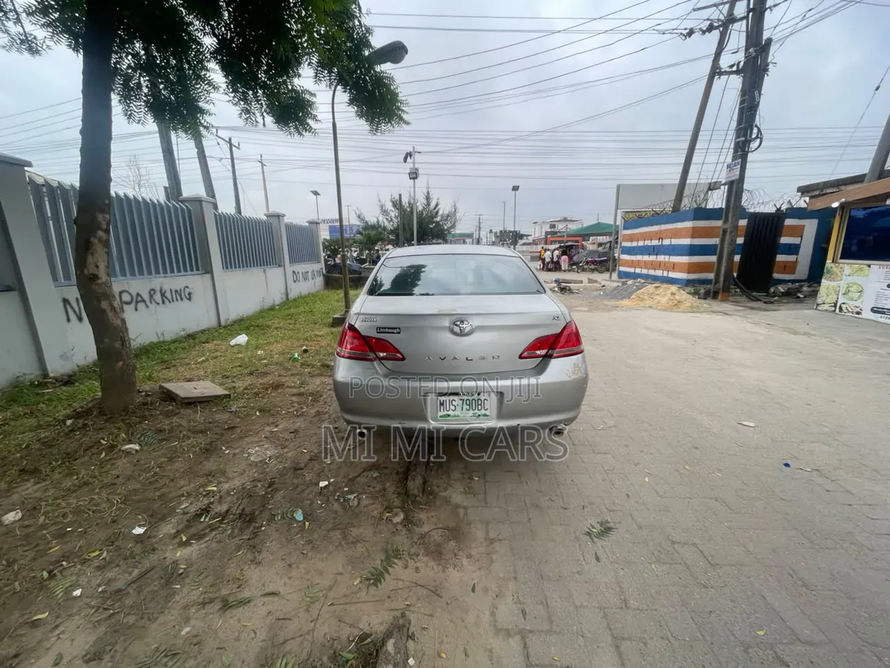 Toyota Avalon XL 2005 Silver