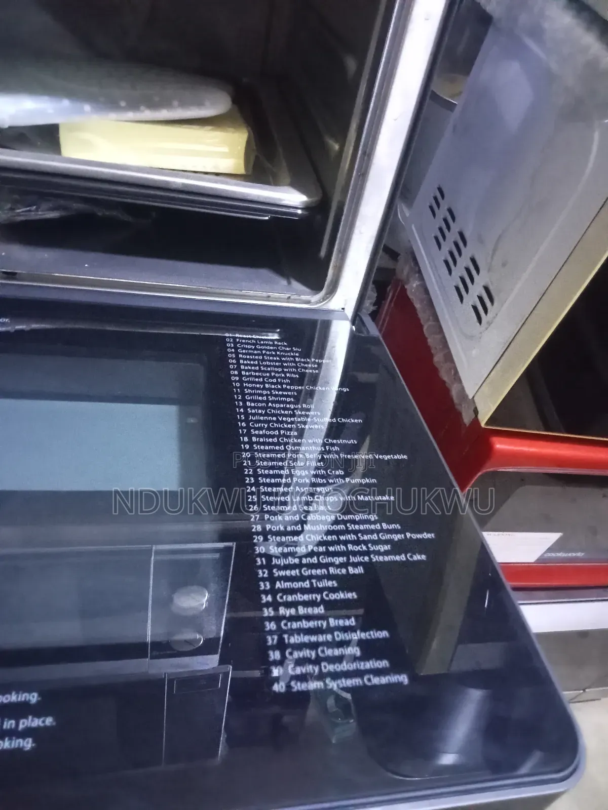 Toshiba Steam Oven With Complete Accessories