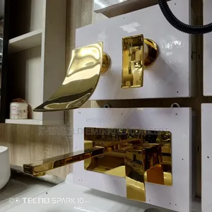 Hold Hot and Cold Basin Mixer Tap