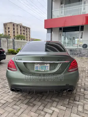 Mercedes-Benz C450 2016 Green