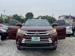 Toyota Highlander 2015 Maroon