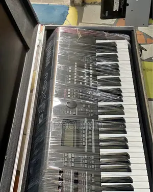 Yamaha Moxf8