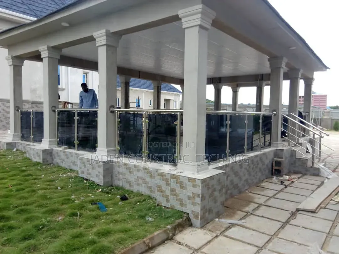 Glass Railing for Commercial Buildings
