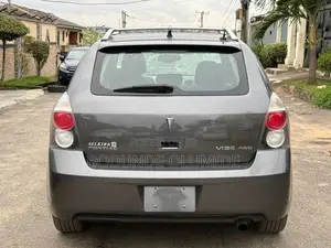 Pontiac Vibe 2009 Gray