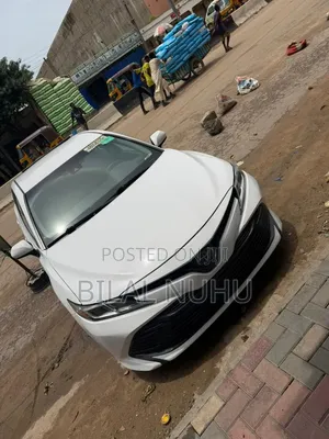 Toyota Camry 2019 White