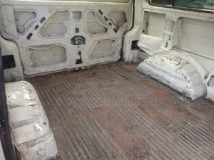 Volkswagen Transporter 2005 White