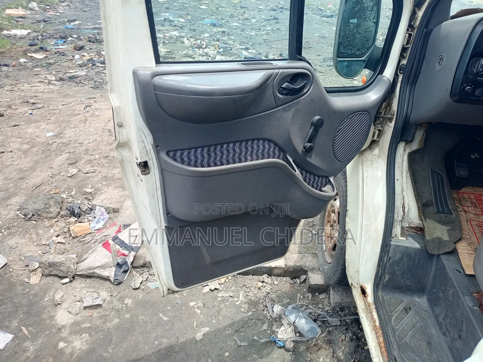 Ford Transit 2002 White