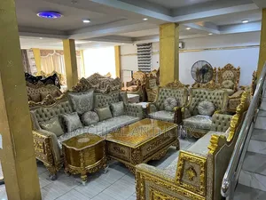 Executive Royal Parlour Chair Ten Seaters