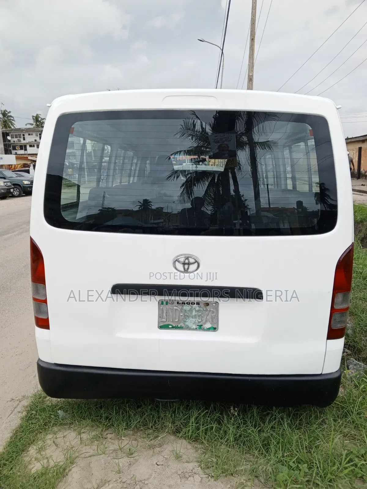Toyota HiAce 2008 White