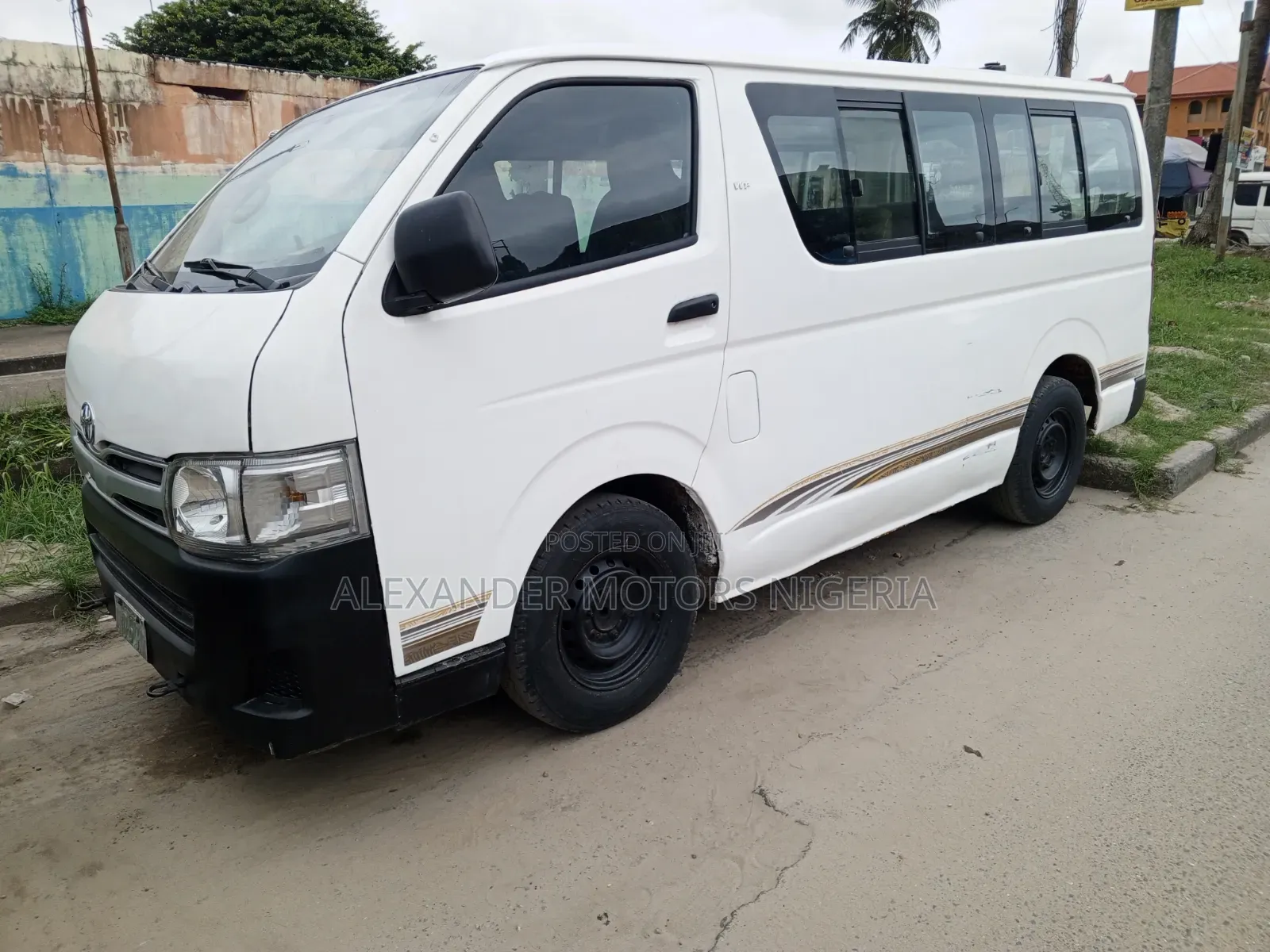 Toyota HiAce 2008 White