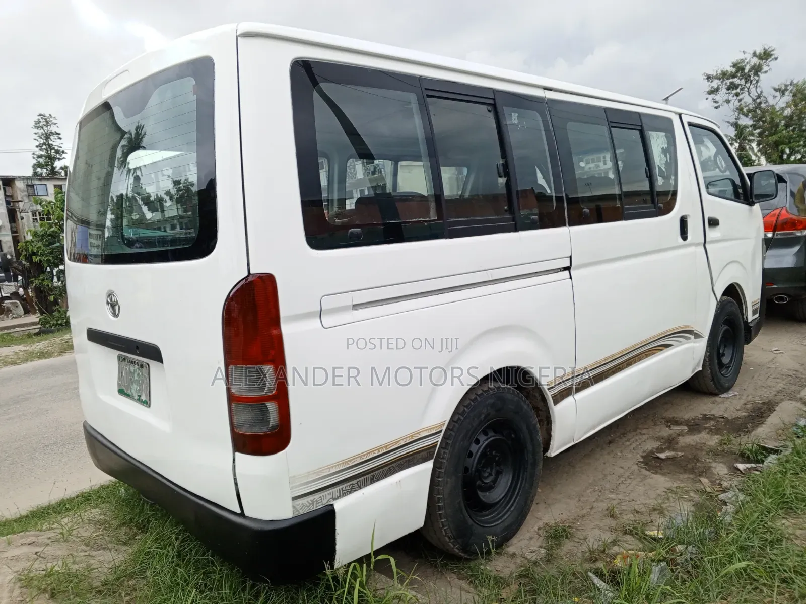 Toyota HiAce 2008 White