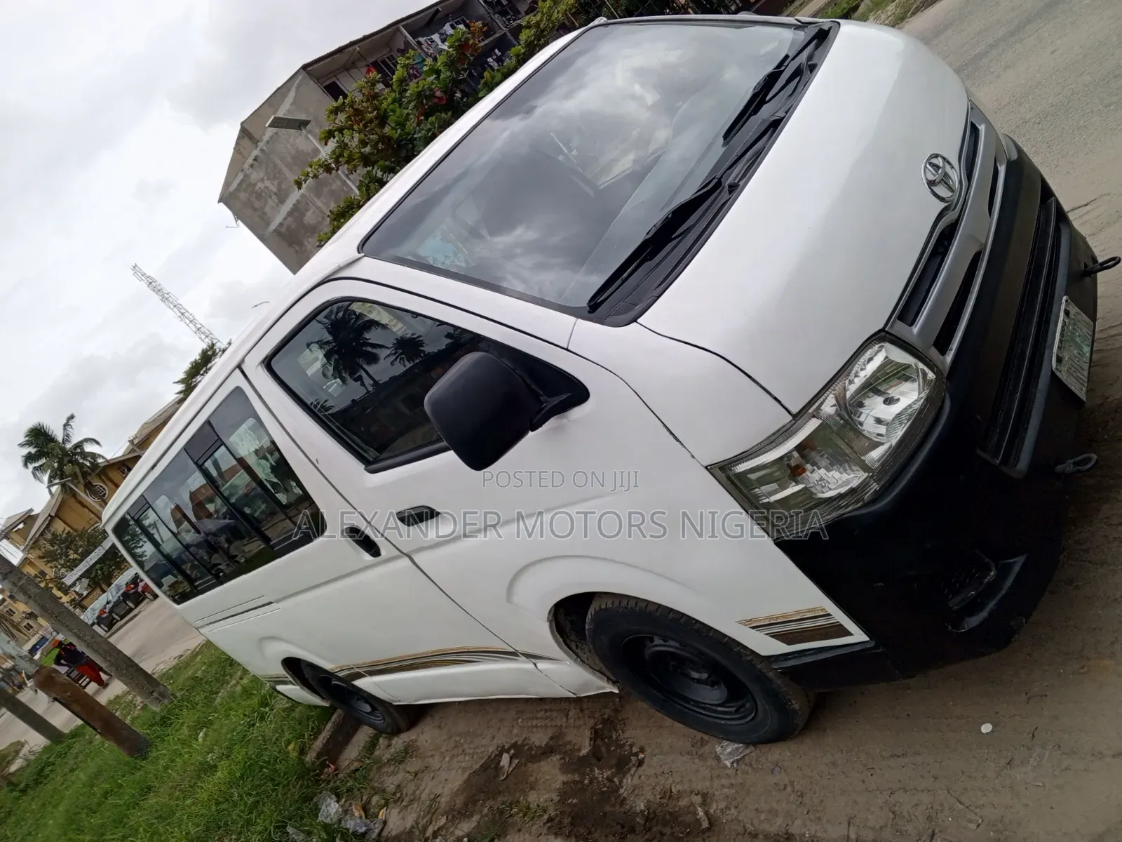 Toyota HiAce 2008 White