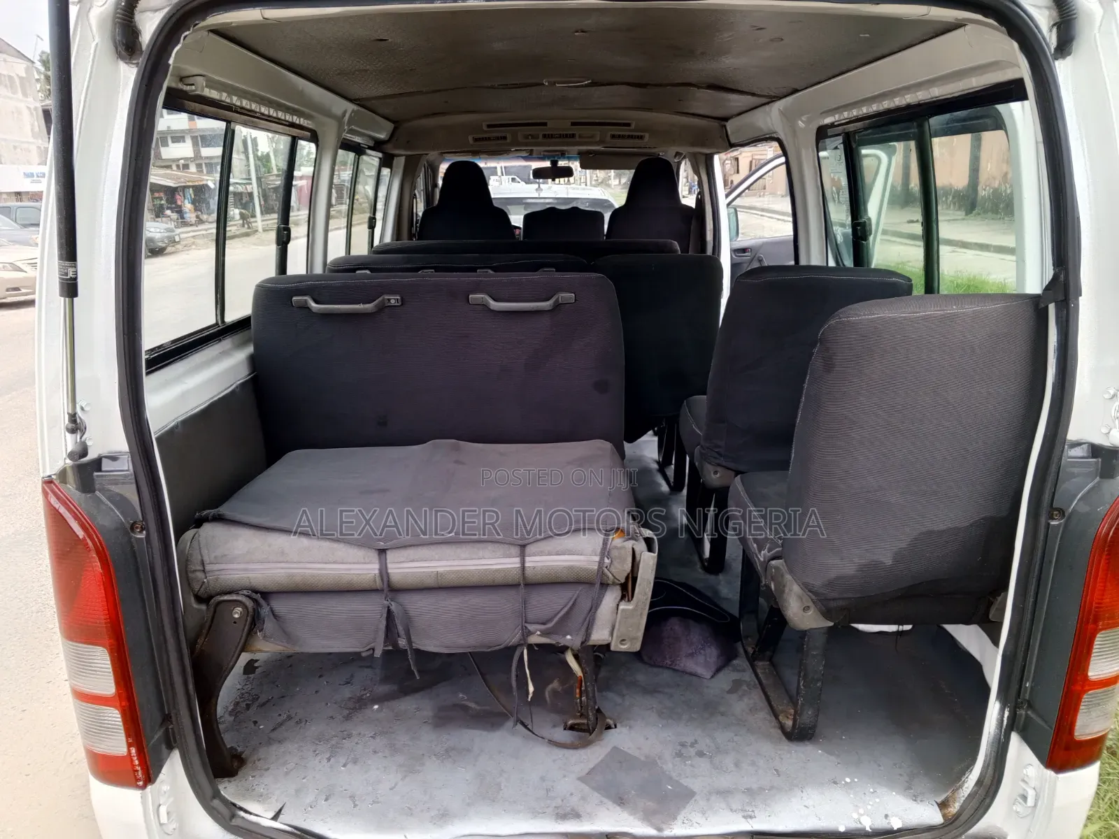 Toyota HiAce 2008 White