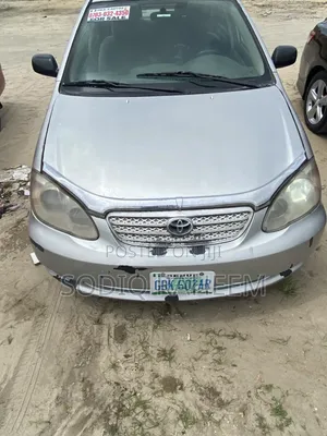 Toyota Corolla 2004 Silver