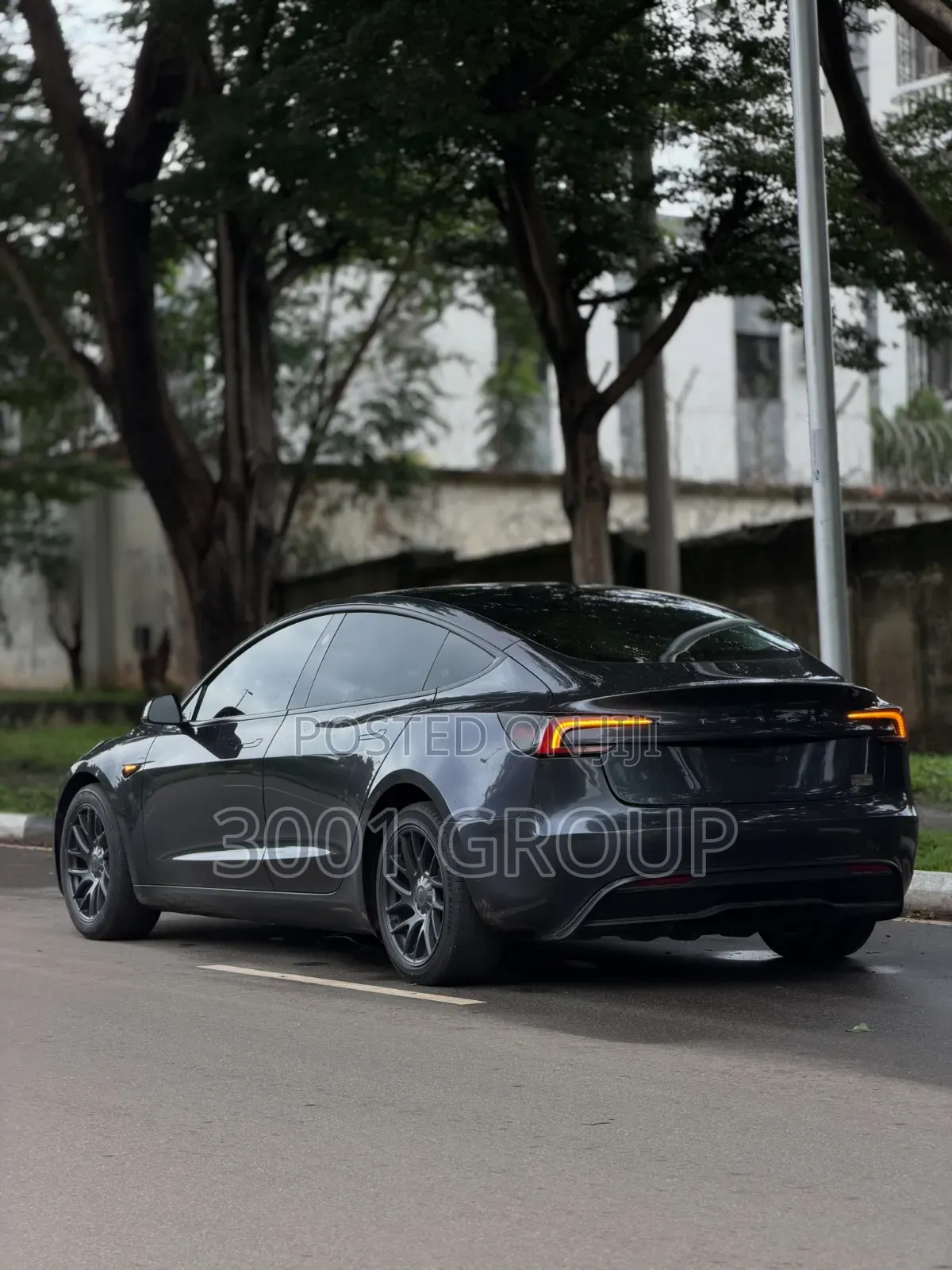 Tesla Model 3 2024 Black