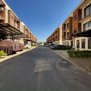 4bdrm Duplex in Wasa for sale