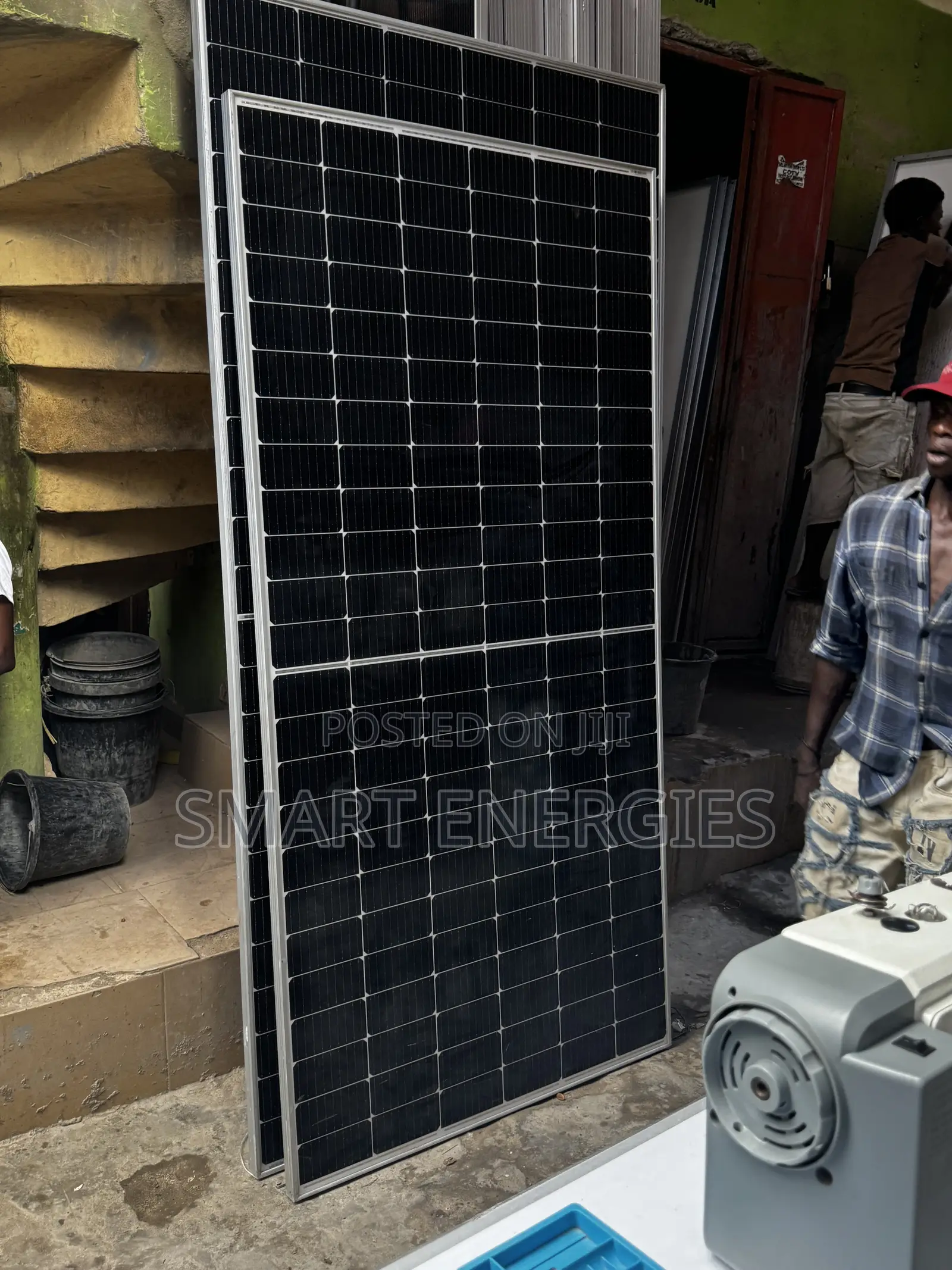 144cells 550watts Solar Panel