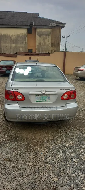 Toyota Corolla 2005 Silver