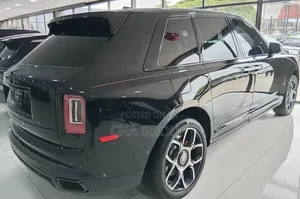 New Rolls-Royce Cullinan 2023 Black