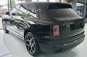 New Rolls-Royce Cullinan 2023 Black