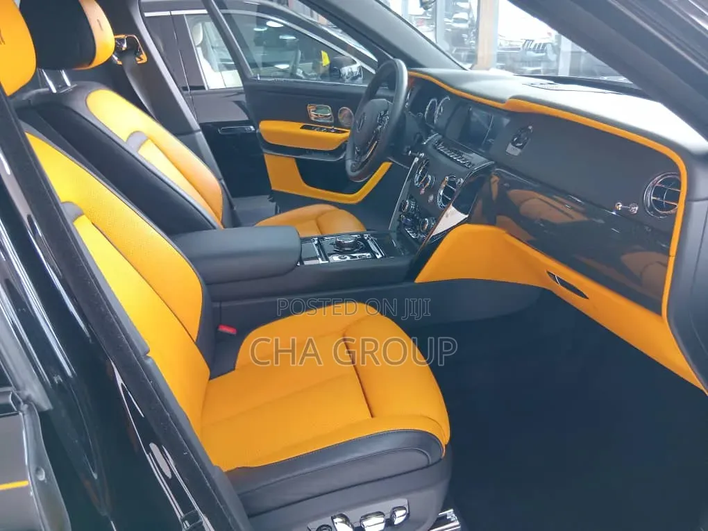 New Rolls-Royce Cullinan 2023 Black