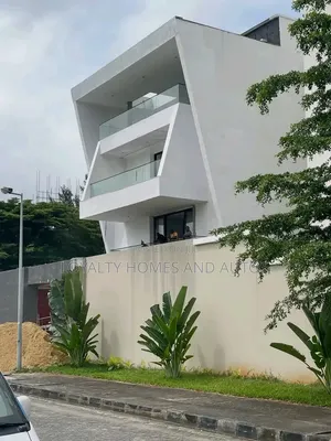 5bdrm House in Old Ikoyi for sale