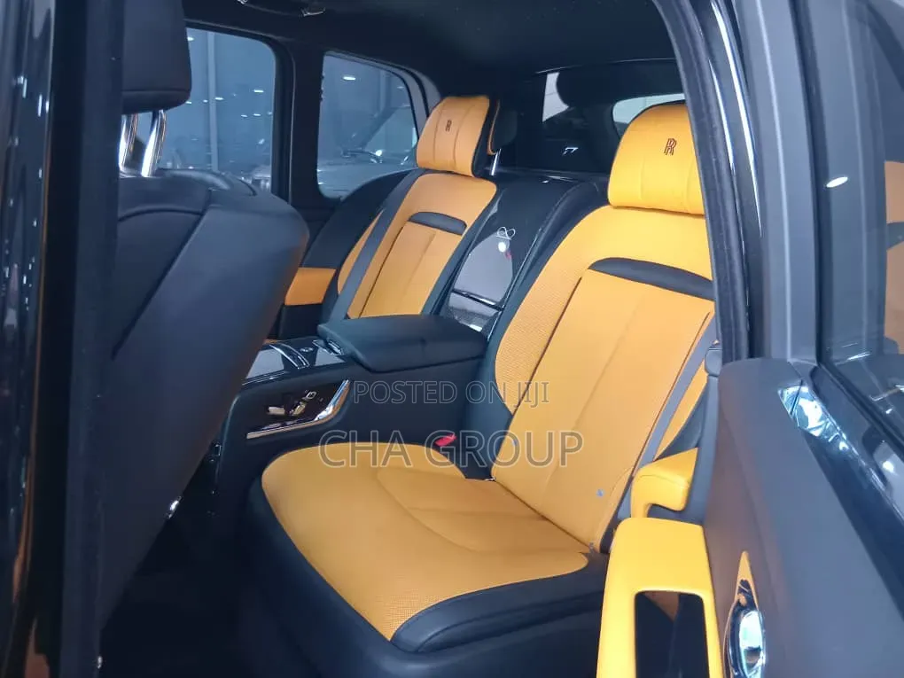 New Rolls-Royce Cullinan 2023 Black