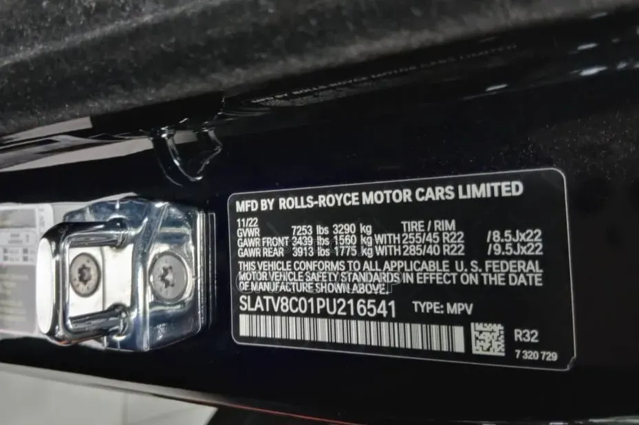 New Rolls-Royce Cullinan 2023 Black