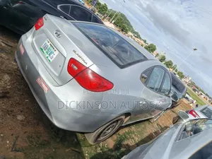 Hyundai Elantra 2008 Silver