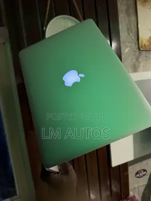 Laptop Apple MacBook Pro 2015 8GB Intel Core i5 SSD 128GB