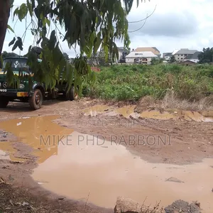 18 Plots of Land in Enugu Abakiliki Road  Enugu by Naira Junct.For #1b
