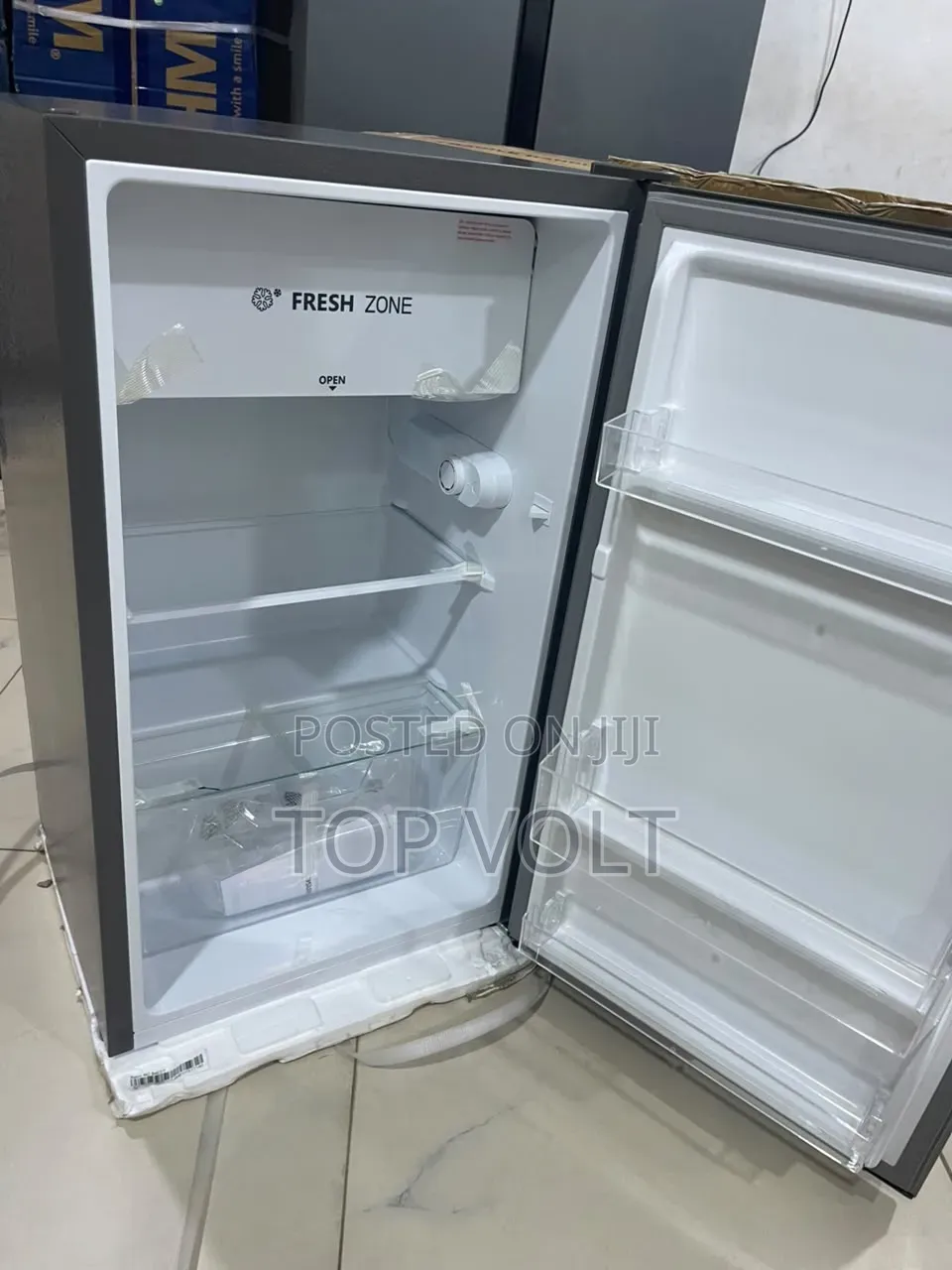 Hisense 93L Space Saving Refrigerator