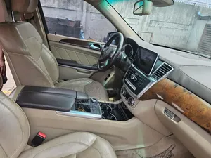 Mercedes-Benz GL-Class 2014 Beige