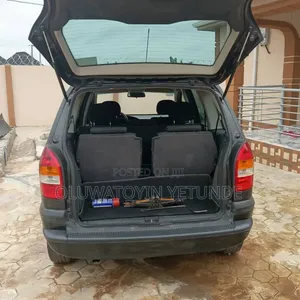 Opel Zafira 2005 Black