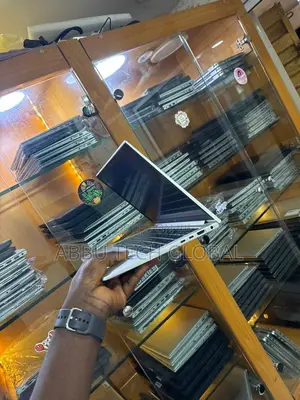 Laptop HP EliteBook 830 G7 8GB Intel Core i5 SSD 256GB