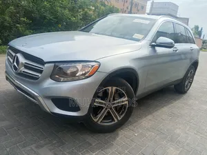Mercedes-Benz GLC-Class 2017 Blue