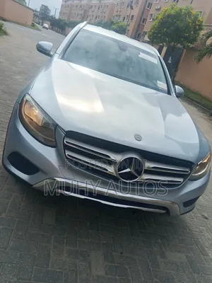 Mercedes-Benz GLC-Class 2017 Blue