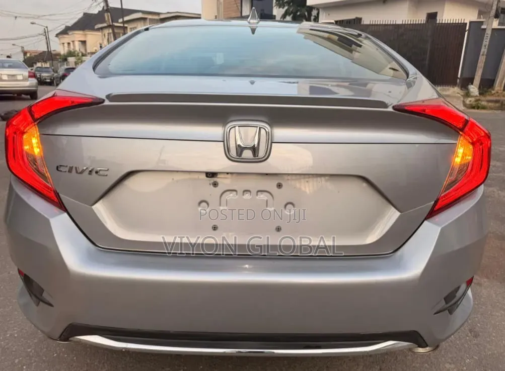 Honda Civic 2019 Silver