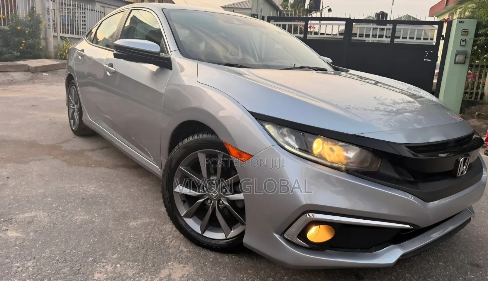 Honda Civic 2019 Silver