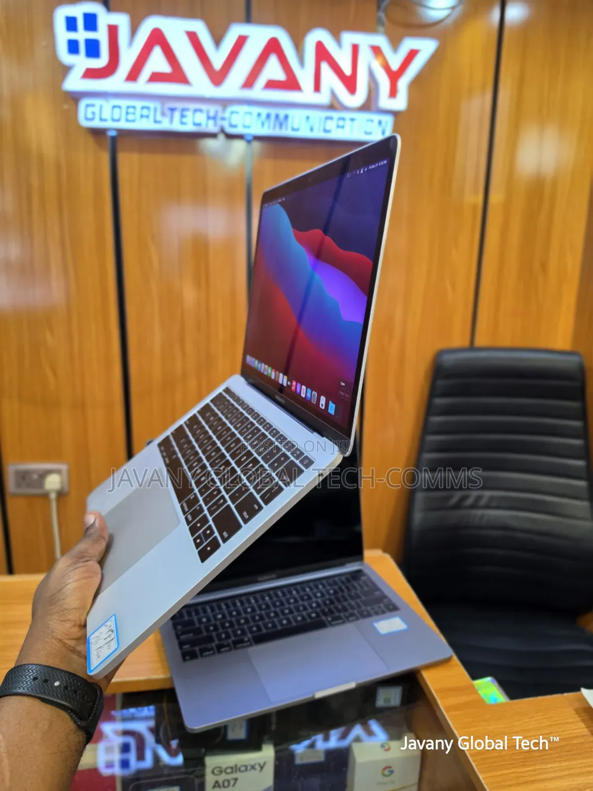 Laptop Apple MacBook Pro 2017 8GB Intel Core i5 SSD 128GB
