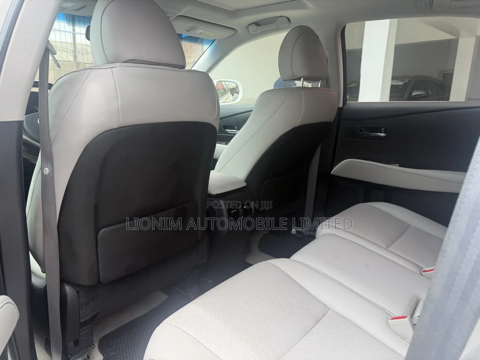Lexus RX 350 FWD 2013 White