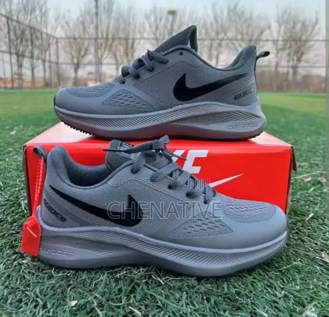 Nike Mens Trendy Sneaker Canvas