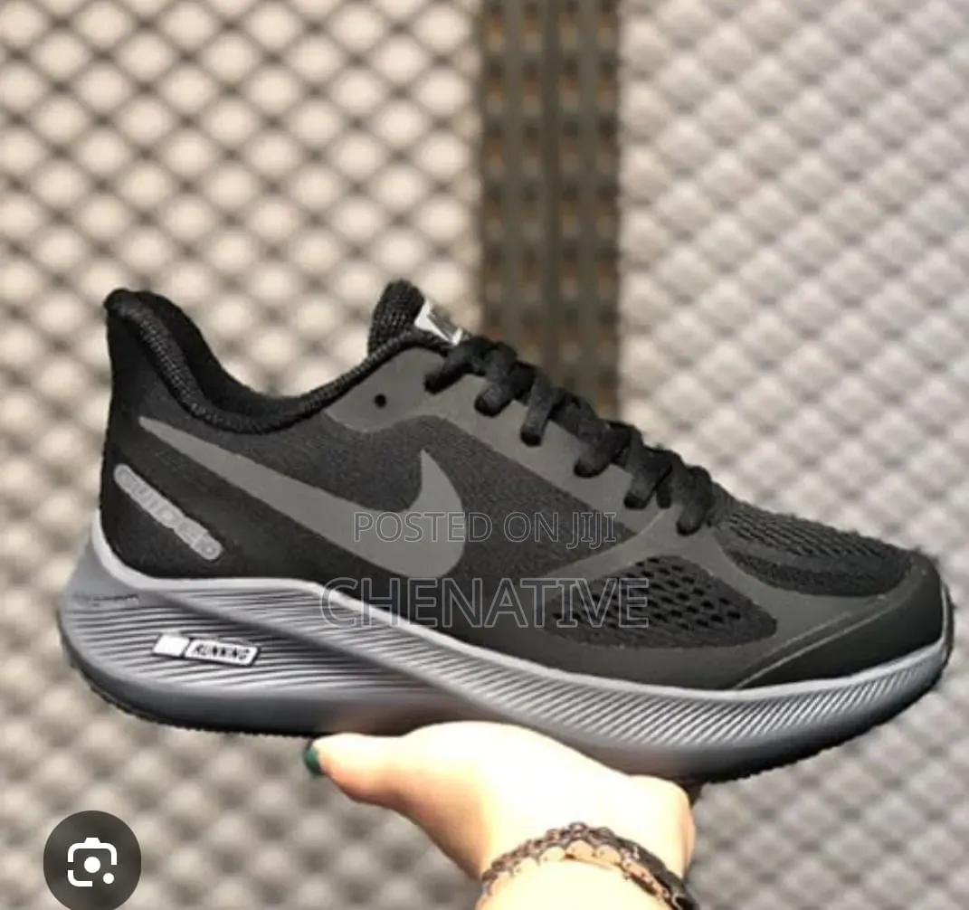Nike Mens Trendy Sneaker Canvas