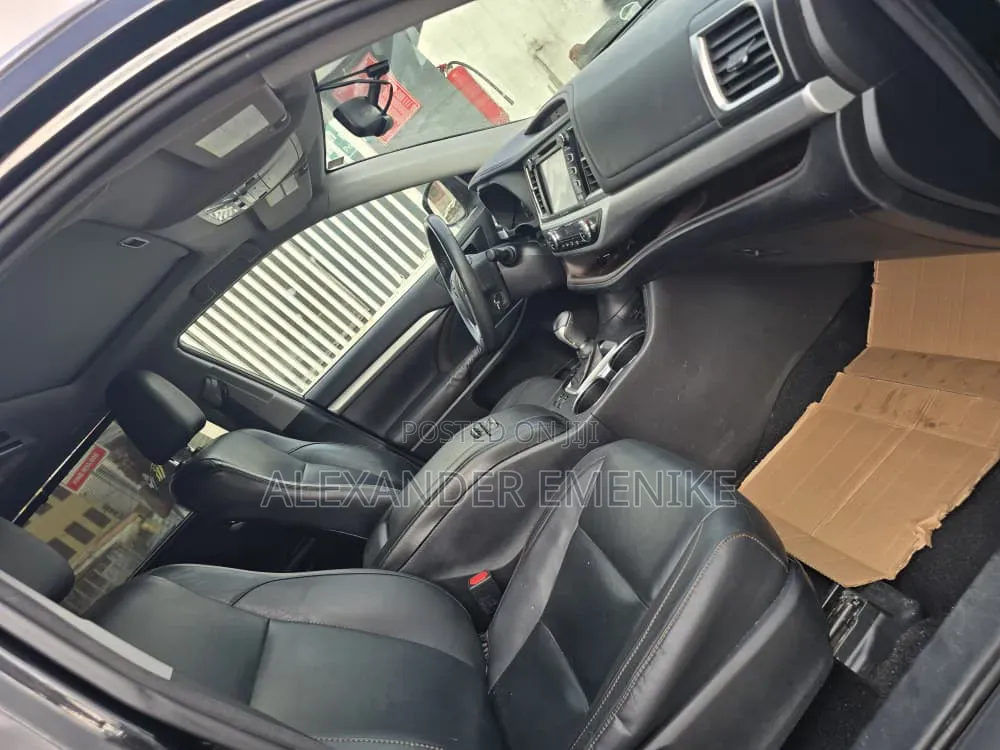 Toyota Highlander 2016 Black