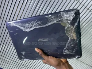 Laptop Asus 1015E 4GB Intel Celeron SSD 128GB