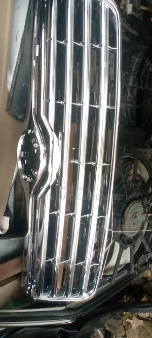 Front Grill and Fog Lamp Corolla 05 Europe